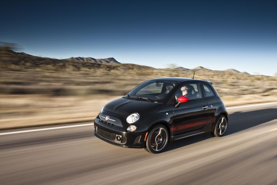  Abarth 500 2012 года  (NA) (фото 27 из 75)